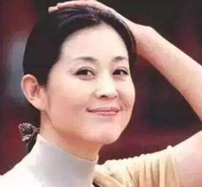 倪萍-80年代女星中,隐藏的美女