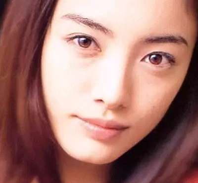 日本女神仲间由纪惠怀孕4个月,丈夫曾多次出轨!