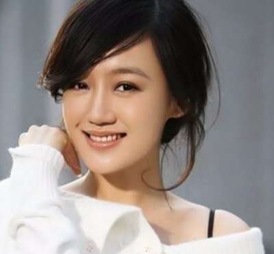 薛佳凝入佛门出家？她是胡歌唯一承认的女友