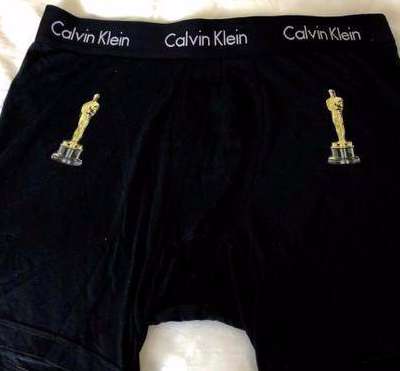 《寻梦环游记》导演晒奥斯卡内裤，祈祷获奖