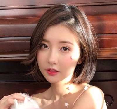 王思聪前女友豆得儿要进军娱乐圈？发童年照证没整容